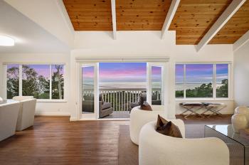 435 Farallon Avenue is an expansive home in Pacifica with stunning ocean views