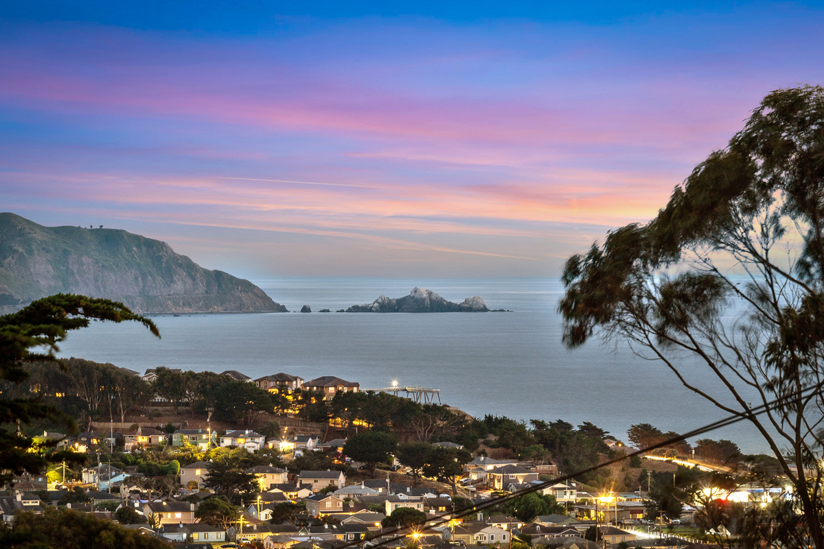 435 Farallon Avenue is an expansive home in Pacifica with stunning ocean views