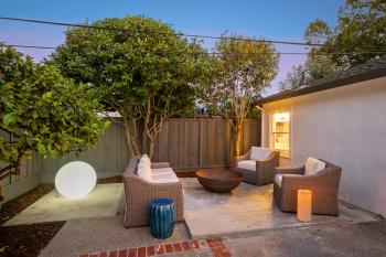 226 N Kingston Street is a 3 bedroom, 2 bathroom house in San Mateo. 