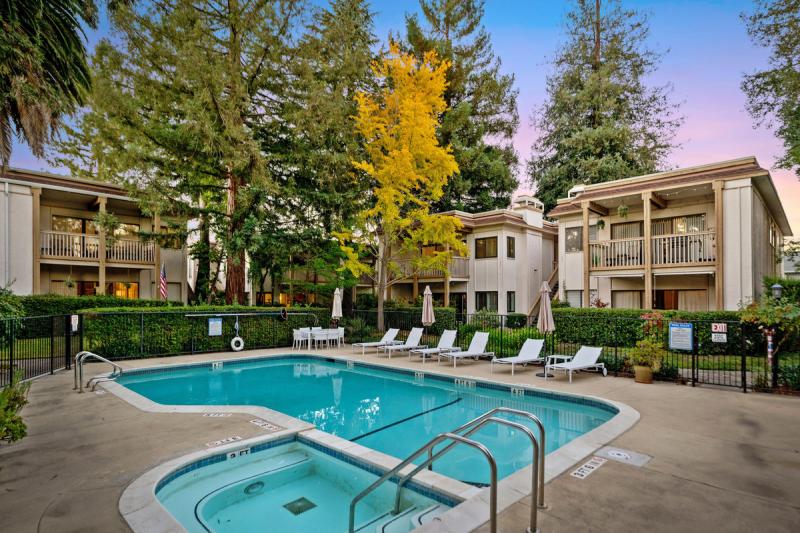 1308 Woodside Road, Redwood City Photo