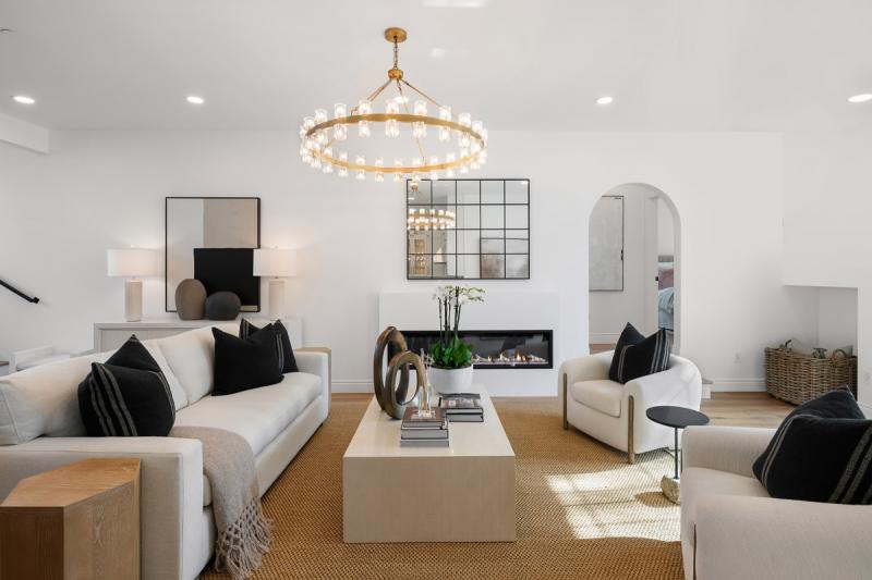 1476 Drake Avenue, Burlingame Photo